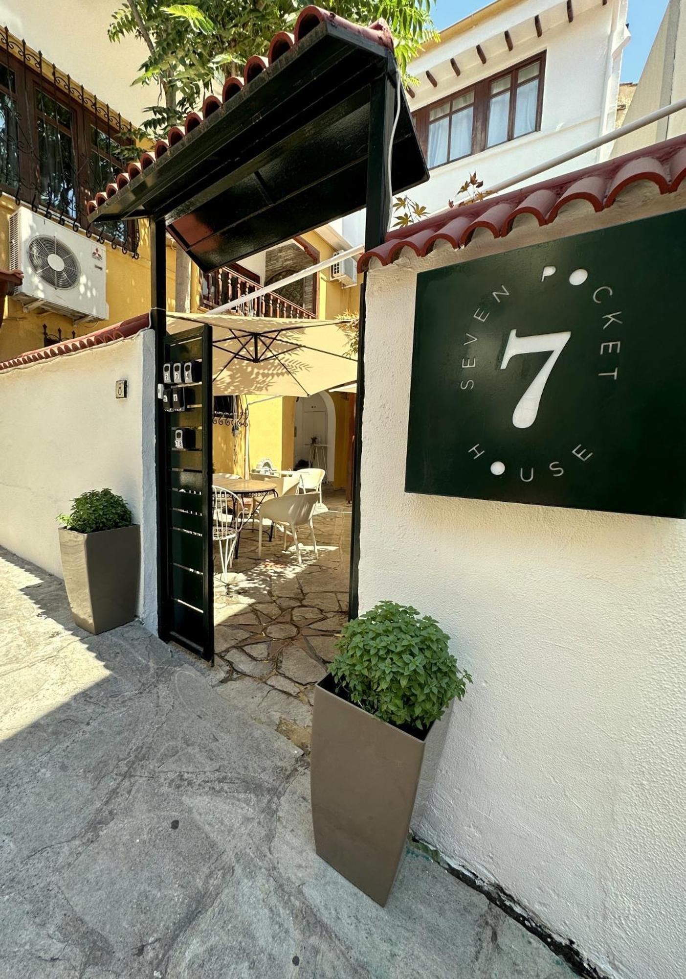 7Pockethouse Hotel เทสซาโลนิกิ ภายนอก รูปภาพ